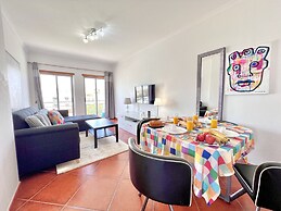 Albufeira Modern 6 With Pool by Homing