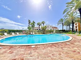 Albufeira Modern 6 With Pool by Homing