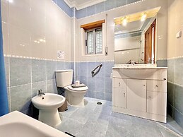 Albufeira Modern 6 With Pool by Homing