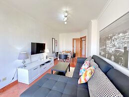 Albufeira Modern 6 With Pool by Homing