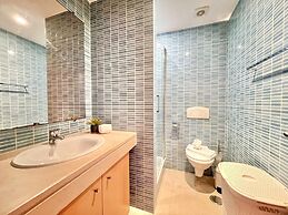 Albufeira Modern 7 by Homing