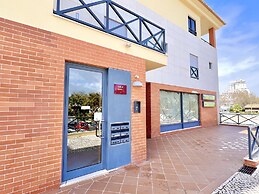 Albufeira Modern 7 by Homing