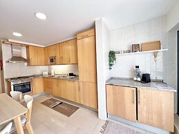 Albufeira Modern 7 by Homing