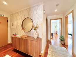 Albufeira Modern 7 by Homing