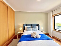 Albufeira Modern 7 by Homing