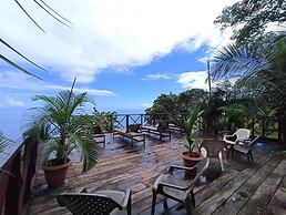 Hostal Hilltop Capurgana