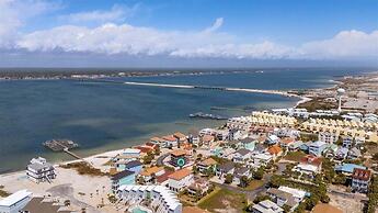 Surf And Sound 6 Bedroom Home