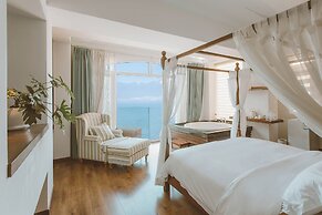 Dali Mermaid Sea View Resort Hotel