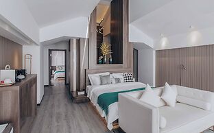 Dali Mermaid Sea View Resort Hotel