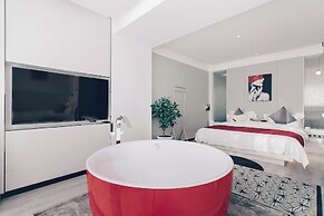 Dali Mermaid Sea View Resort Hotel