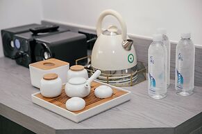 Dali Mermaid Sea View Resort Hotel