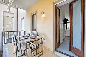 Quiet Oasis In Riva Heart