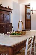 Green Hill Apt In Tuscan Countryside