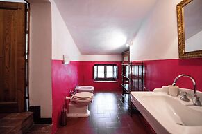 Green Hill Apt In Tuscan Countryside