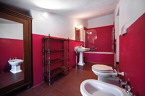 Green Hill Apt In Tuscan Countryside