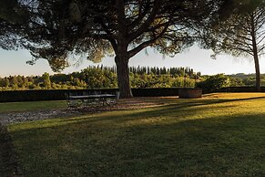 Green Hill Apt In Tuscan Countryside