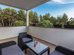 Elegant and Lavish Leisure Apartments Zadar With Outdoor Pool