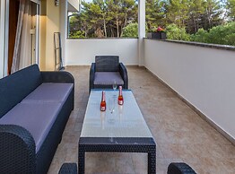 Elegant and Lavish Leisure Apartments Zadar With Outdoor Pool