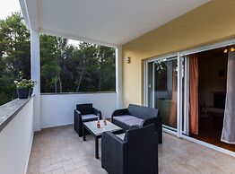 Elegant and Lavish Leisure Apartments Zadar With Outdoor Pool