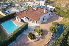 Masseria Pitorre With Pool