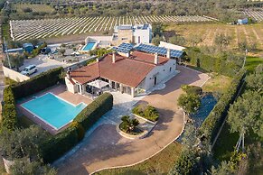 Masseria Pitorre With Pool