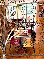 HÔTEL ALHAMBRA