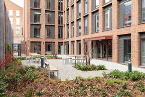 Student Only Benson Yard