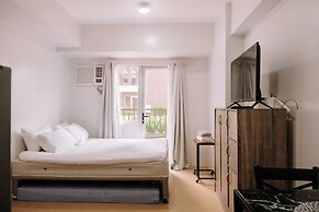 The Ultimate Chill Crib