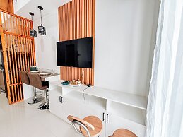 A Minimalist Urban Retreat