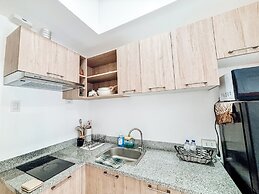 A Minimalist Urban Retreat