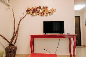 Spacious & Cozy Urban Oasis