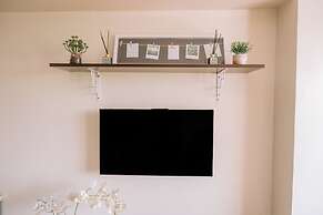 A Dreamy Escape for Three