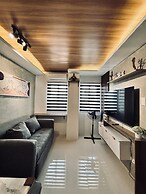 A Smooth & Cozy City Loft