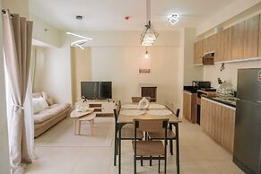 A Perfectly Chic Hideaway