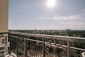 A Luxurious 1BR Apartment