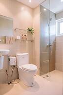 A Luxurious 1BR Apartment