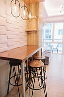 A Warm & Cozy City Studio