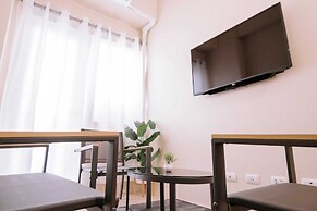 A Relaxing Poolside Stay