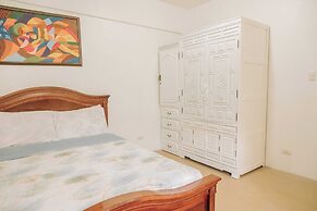 Spacious 1 Bedroom With a View