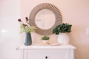 Simple Yet Stylish Escape