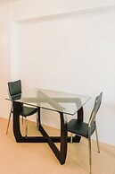 City Haven With Prime Views