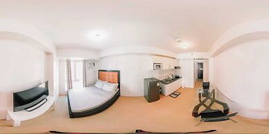 City Haven With Prime Views