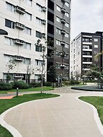 City Haven With Prime Views