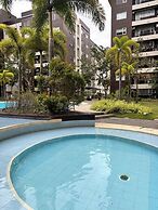 Affordable & Luxe Retreat