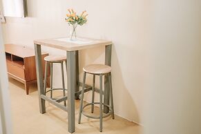 Affordable & Luxe Retreat