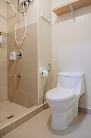 A Cozy Urban Home Away