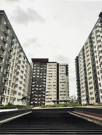 Ultra-modern Urban Getaway