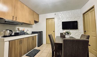 Barkada Getaway Near Esplanade