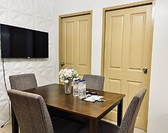 Barkada Getaway Near Esplanade