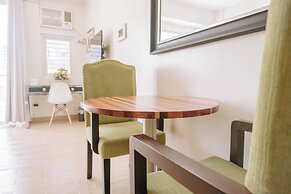 Stunning Cityscape Hideout